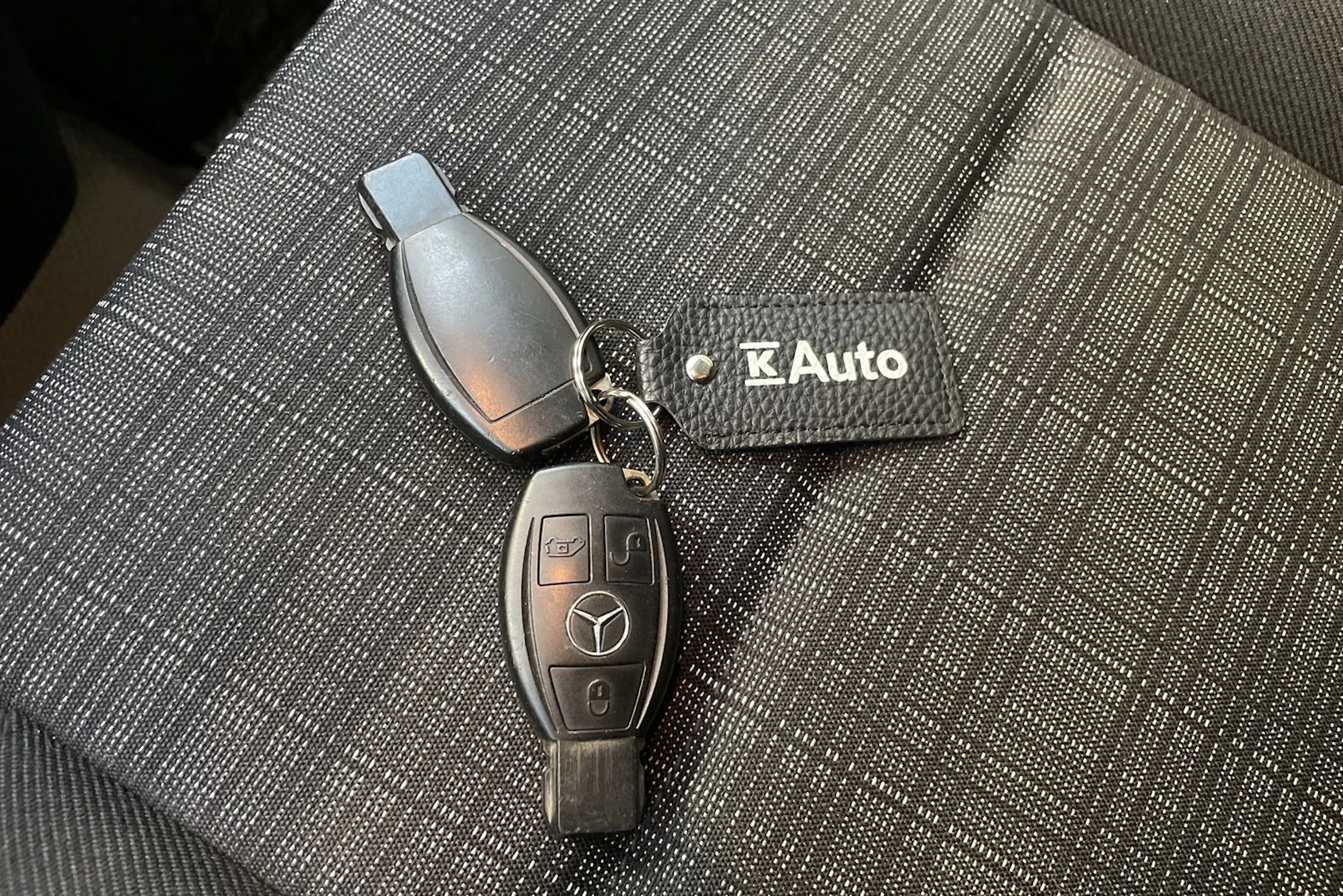 harmaa Mercedes-Benz Vito 2014 kuva 29.