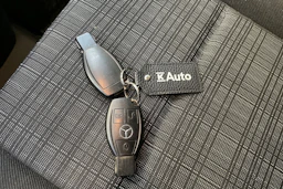 harmaa Mercedes-Benz Vito 2014 kuva 29.