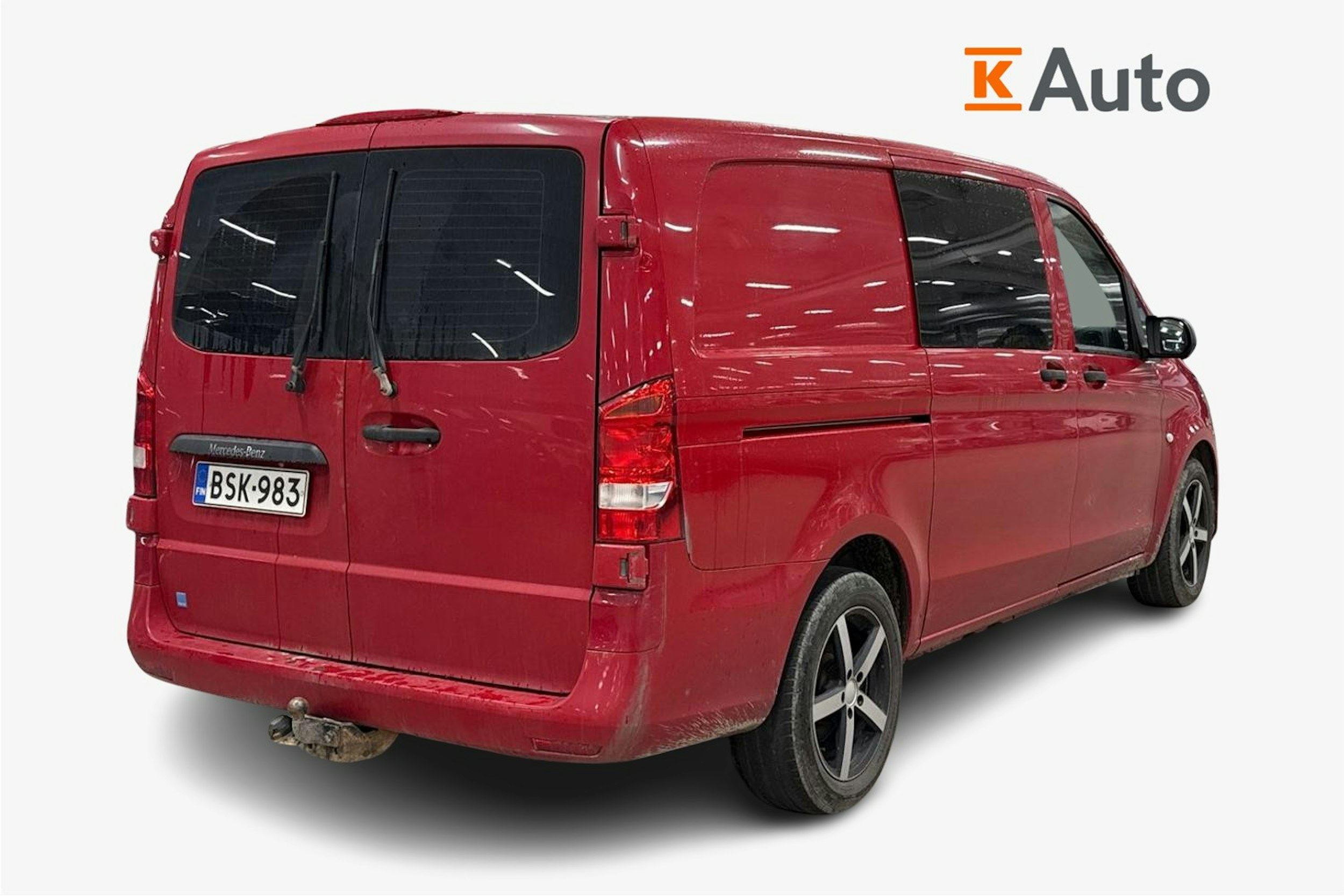 Punainen Mercedes-Benz VITO 2015 kuva 2.