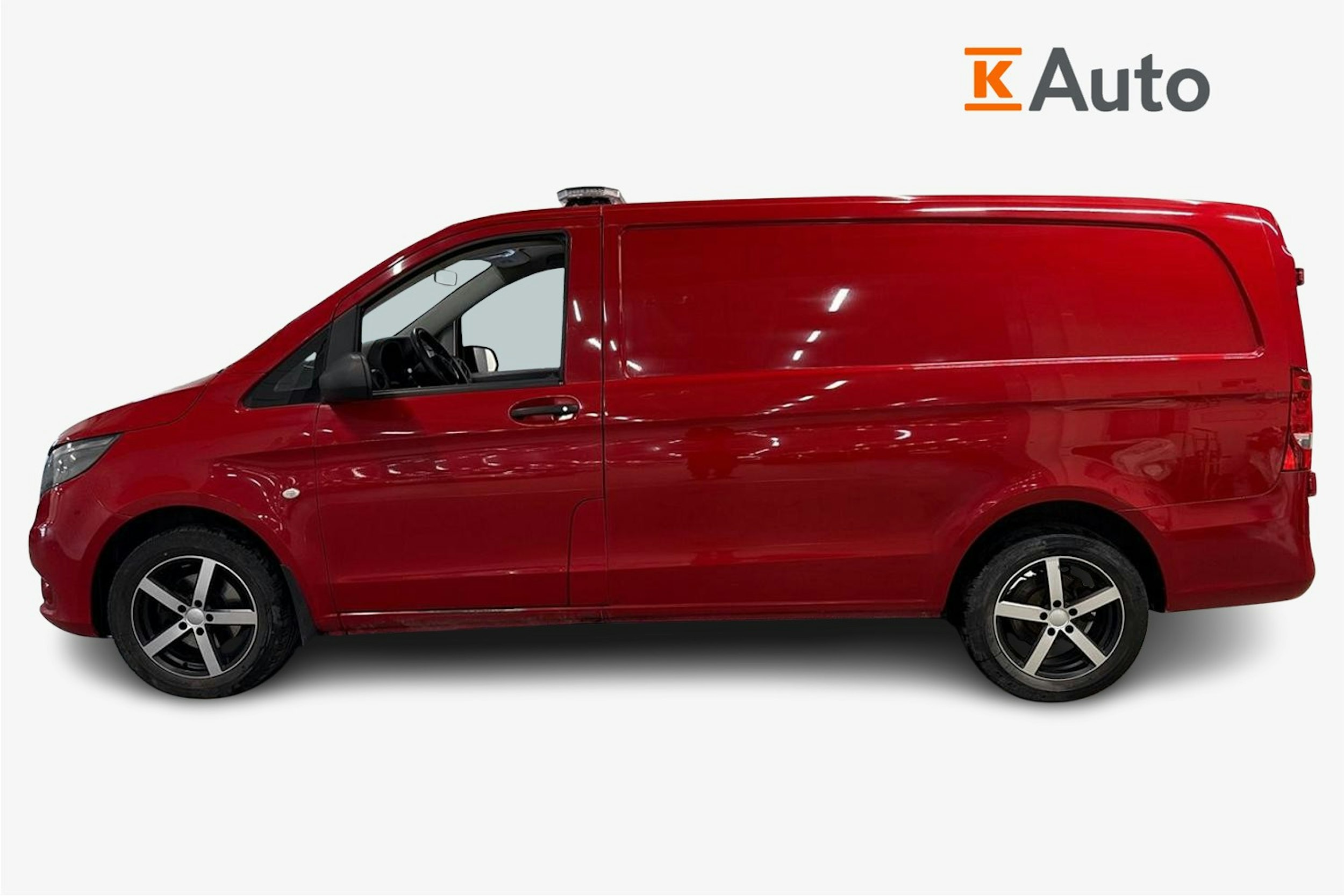 Punainen Mercedes-Benz VITO 2015 kuva 6.
