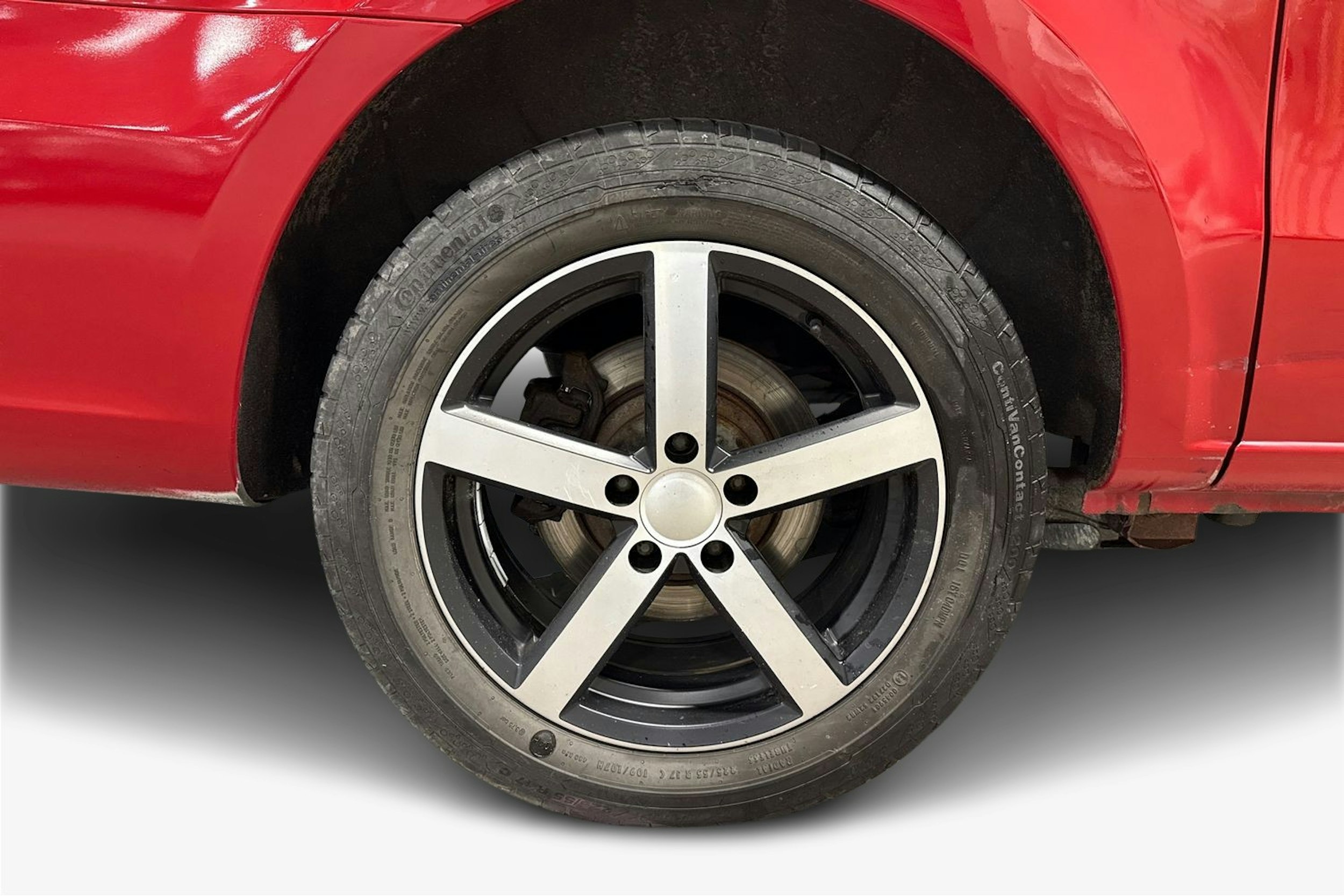 Punainen Mercedes-Benz VITO 2015 kuva 11.