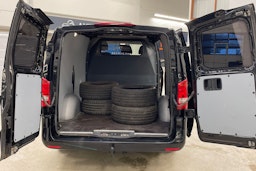 musta Mercedes-Benz Vito 2015 kuva 15.