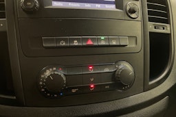 musta Mercedes-Benz Vito 2015 kuva 20.