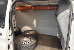 valkoinen Mercedes-Benz Vito 2015 kuva 10.