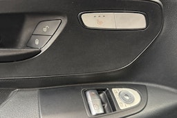 valkoinen Mercedes-Benz Vito 2015 kuva 16.