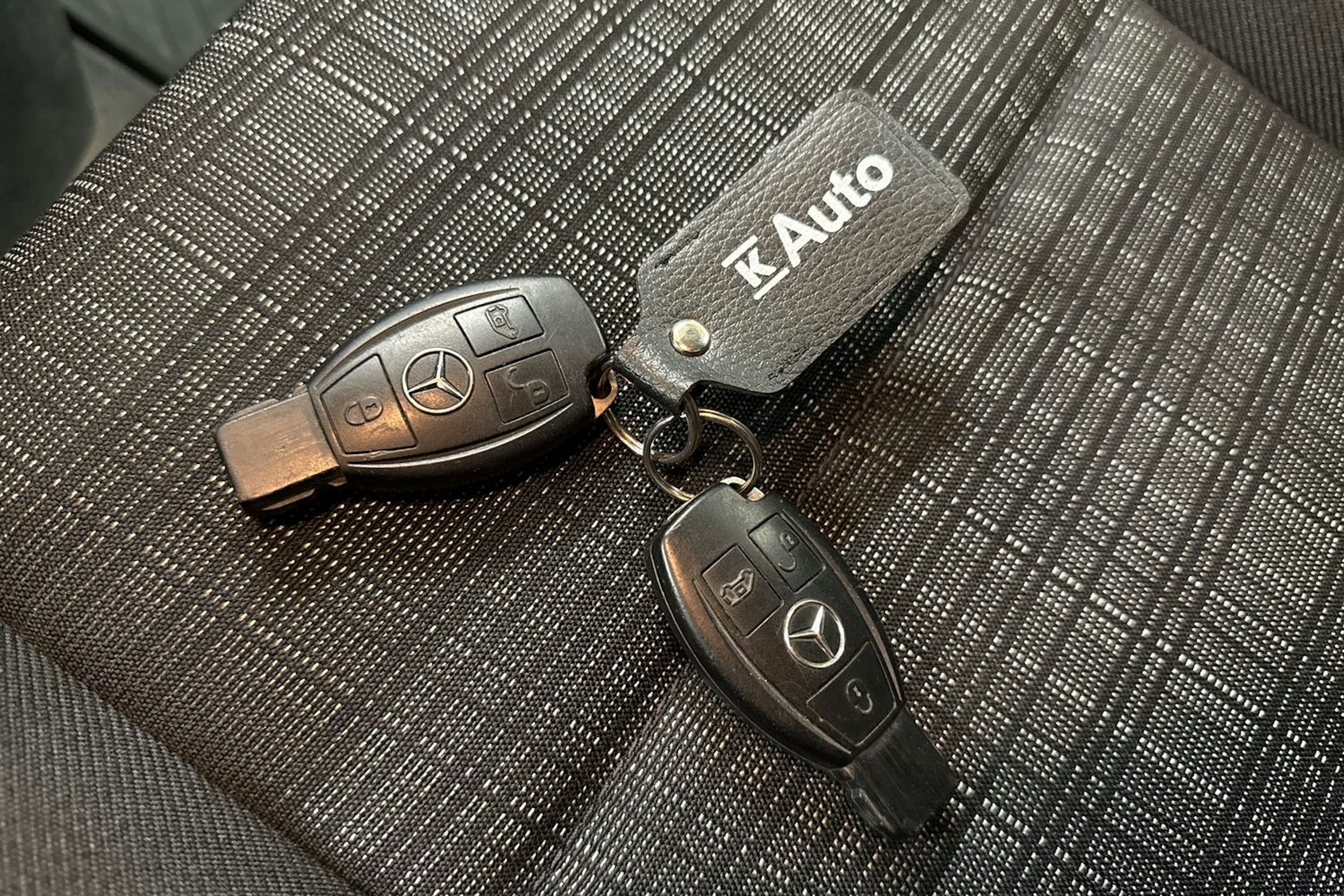 valkoinen Mercedes-Benz Vito 2015 kuva 20.