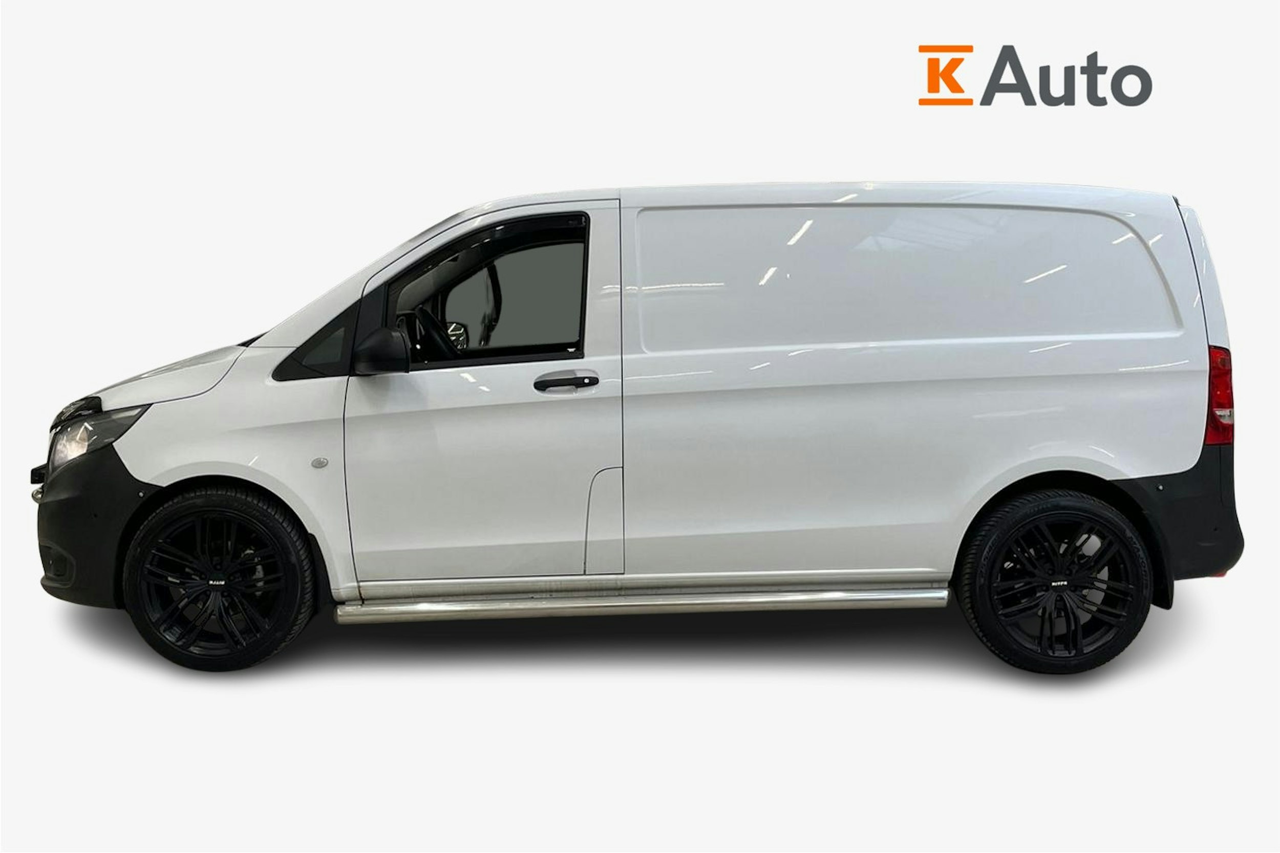 valkoinen Mercedes-Benz Vito 2015 kuva 6.
