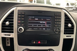 valkoinen Mercedes-Benz Vito 2015 kuva 18.