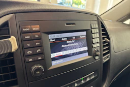 valkoinen Mercedes-Benz Vito 2015 kuva 15.