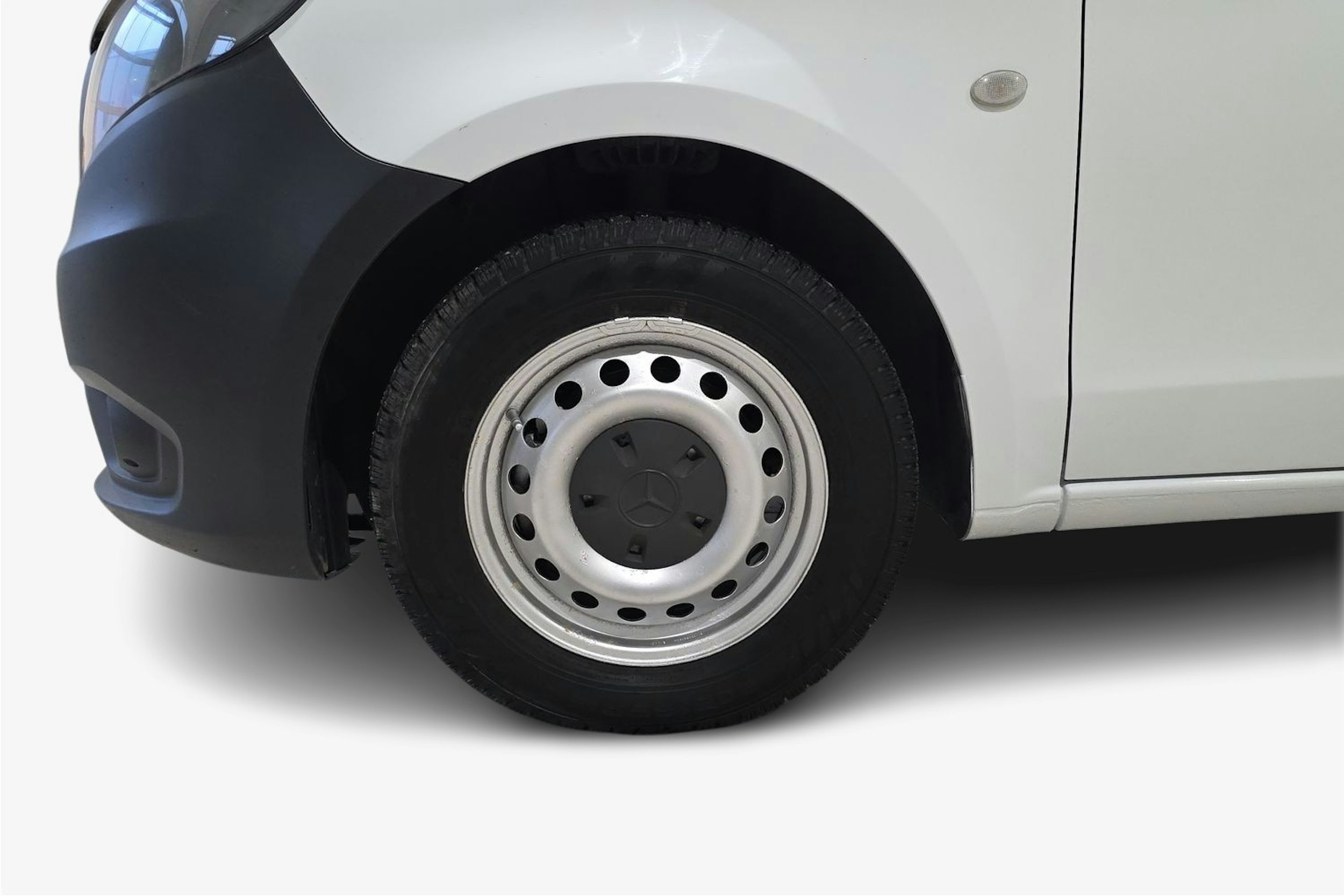 valkoinen Mercedes-Benz Vito 2015 kuva 12.