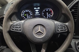 valkoinen Mercedes-Benz Vito 2015 kuva 20.