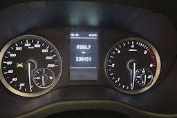 valkoinen Mercedes-Benz Vito 2015 kuva 21.