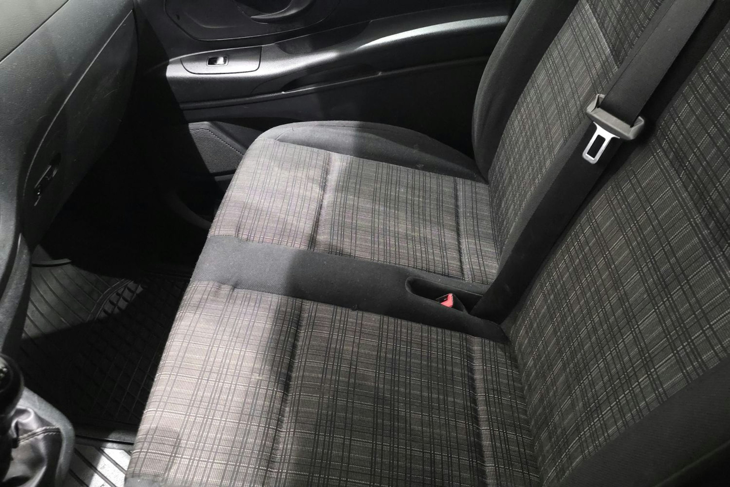 valkoinen Mercedes-Benz Vito 2015 kuva 24.