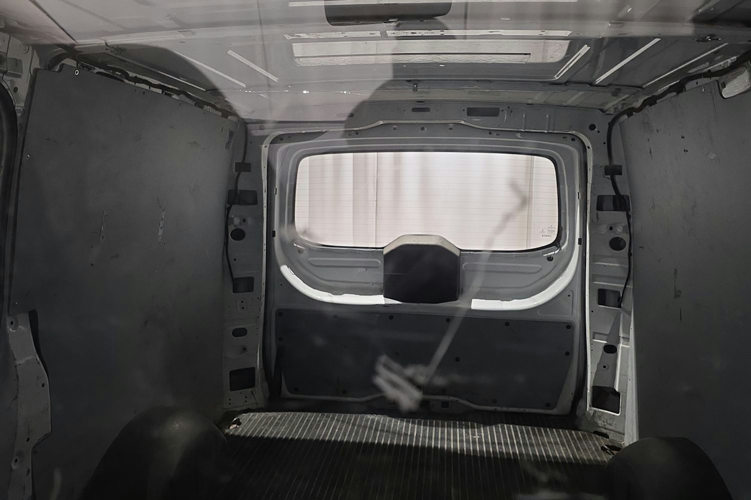 valkoinen Mercedes-Benz Vito 2015 kuva 25.