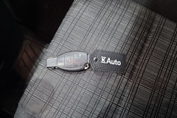 valkoinen Mercedes-Benz Vito 2015 kuva 26.