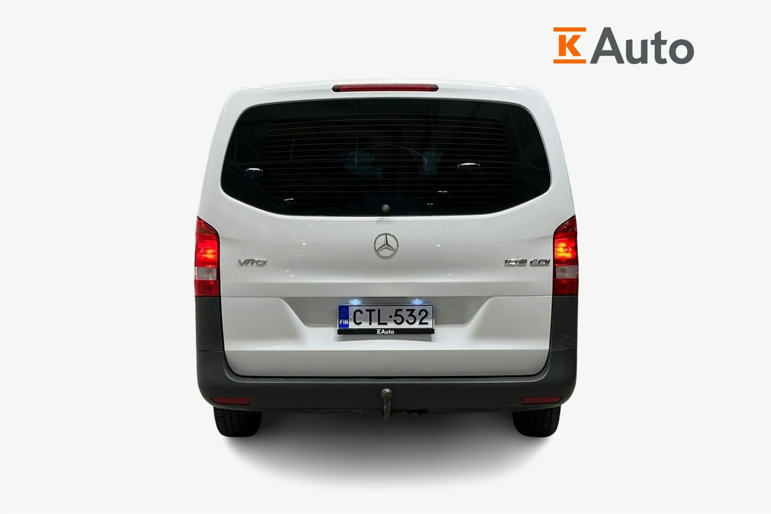 Valkoinen Mercedes-Benz Vito 2015 kuva 3.