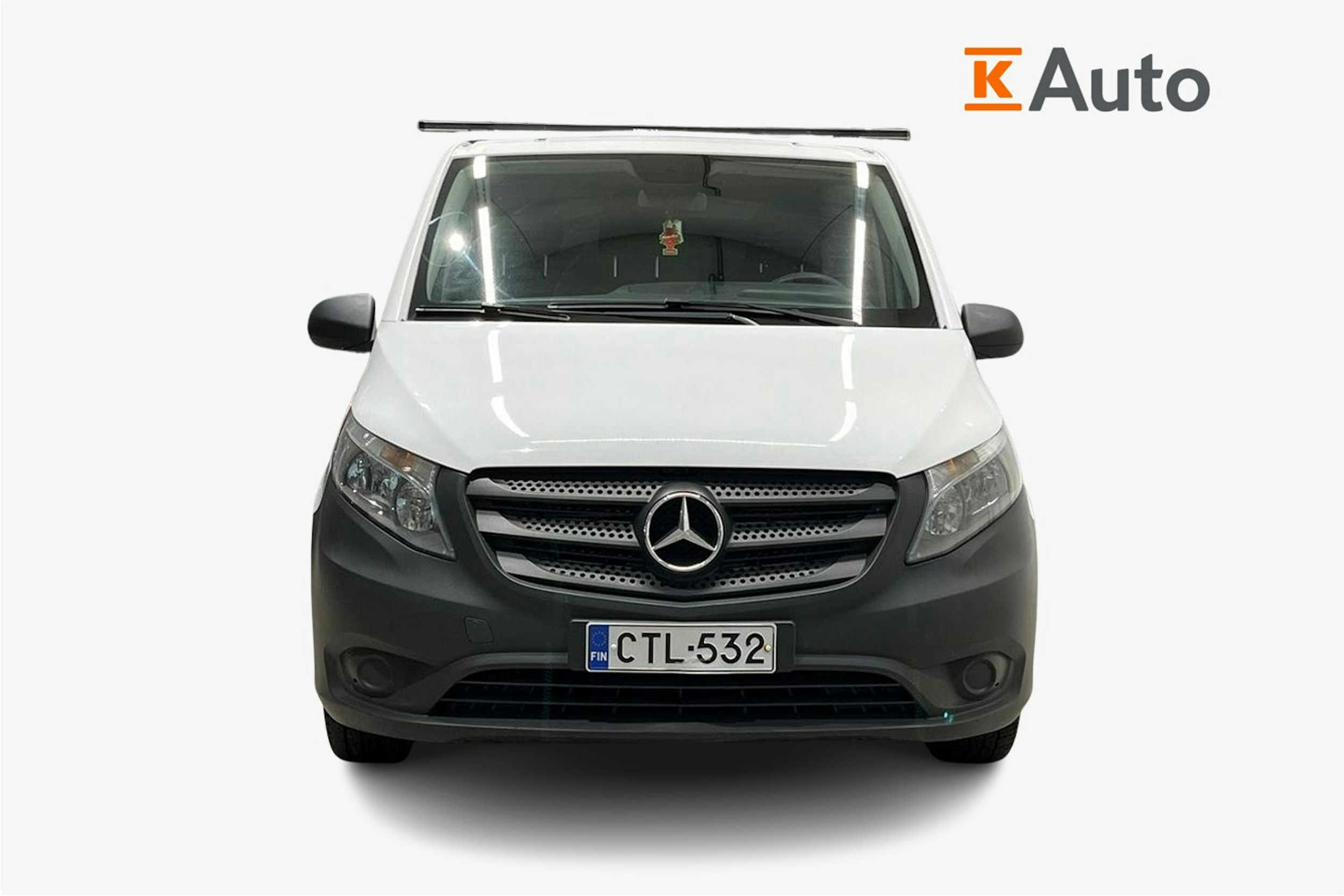 Valkoinen Mercedes-Benz Vito 2015 kuva 5.