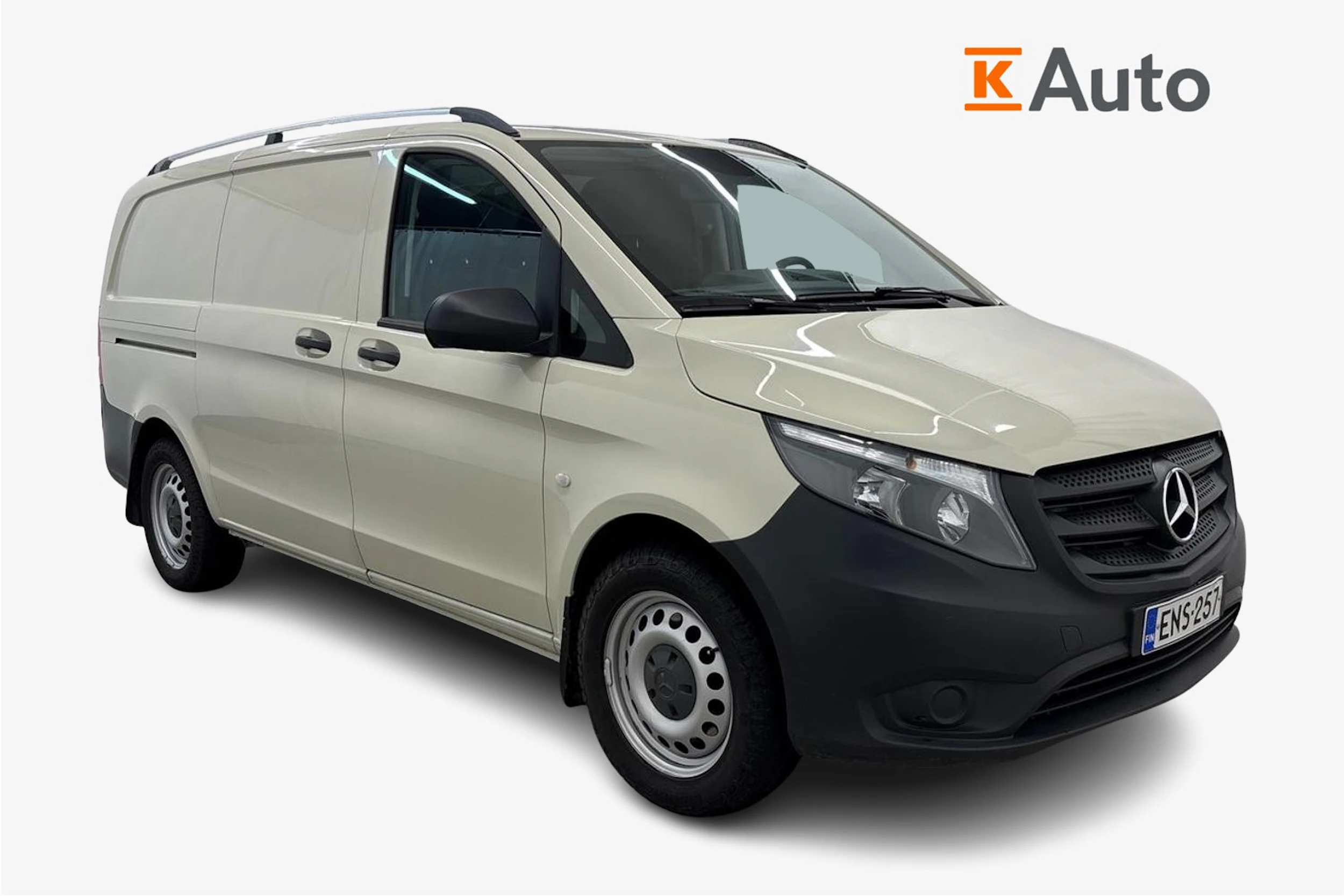 harmaa Mercedes-Benz Vito 2015 kuva 1.