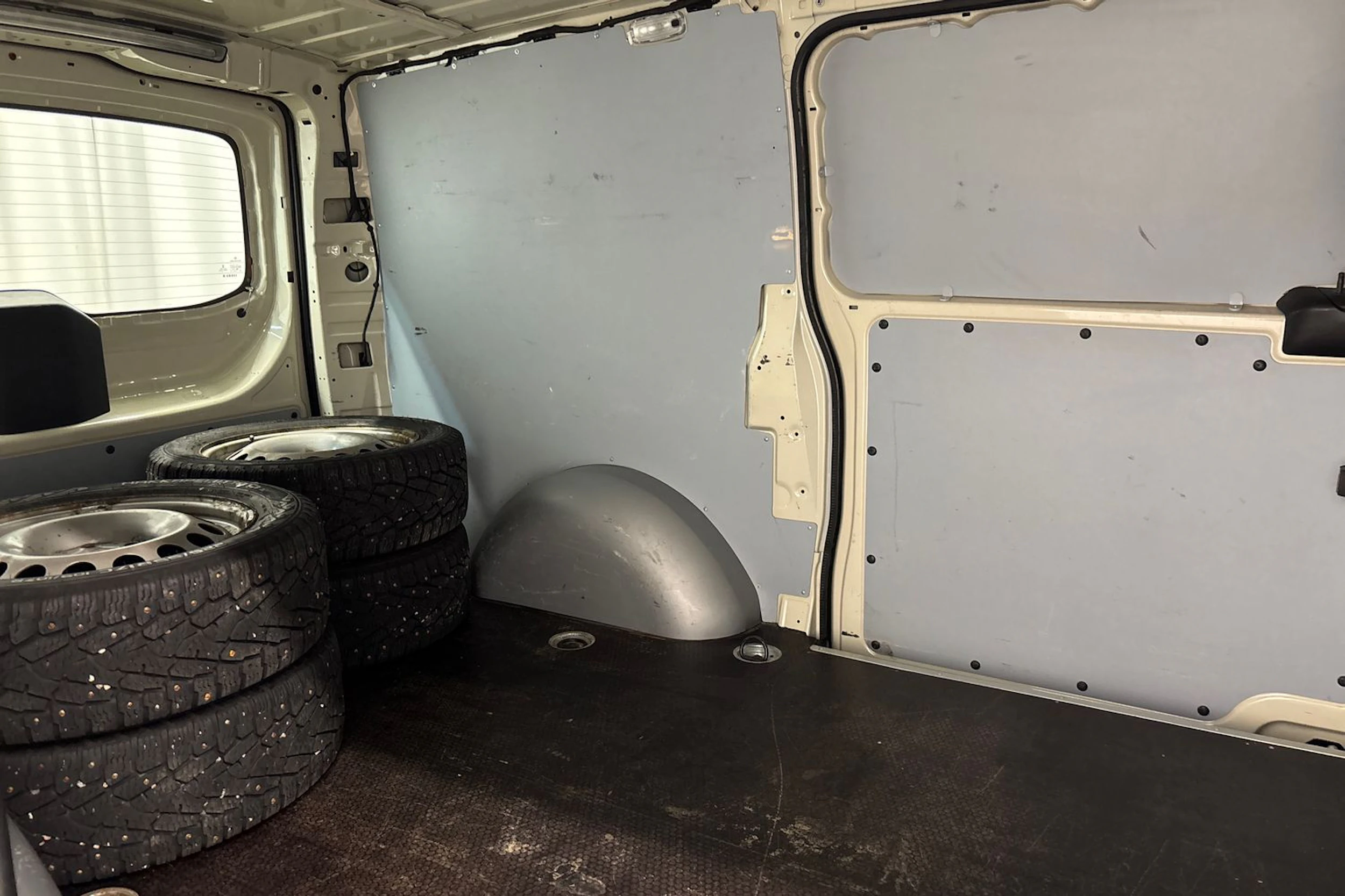 harmaa Mercedes-Benz Vito 2015 kuva 22.