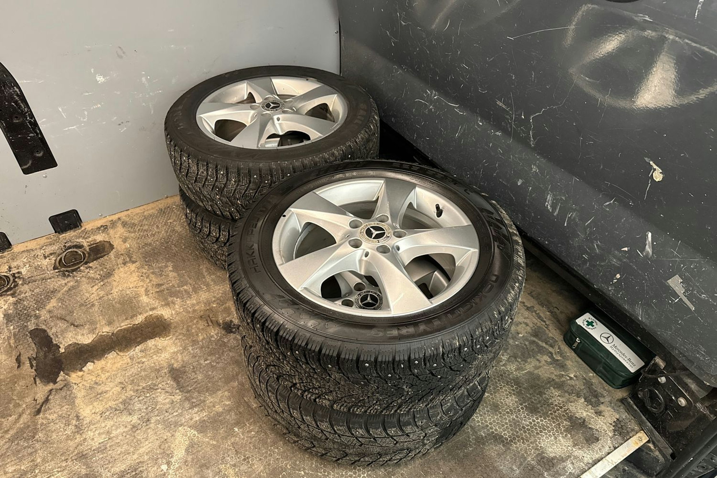 musta Mercedes-Benz Vito 2015 kuva 24.