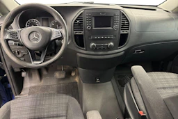 sininen Mercedes-Benz Vito 2015 kuva 9.