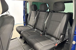 sininen Mercedes-Benz Vito 2015 kuva 22.
