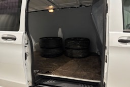 valkoinen Mercedes-Benz Vito 2015 kuva 16.