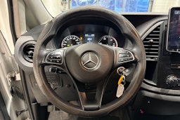 valkoinen Mercedes-Benz Vito 2015 kuva 17.