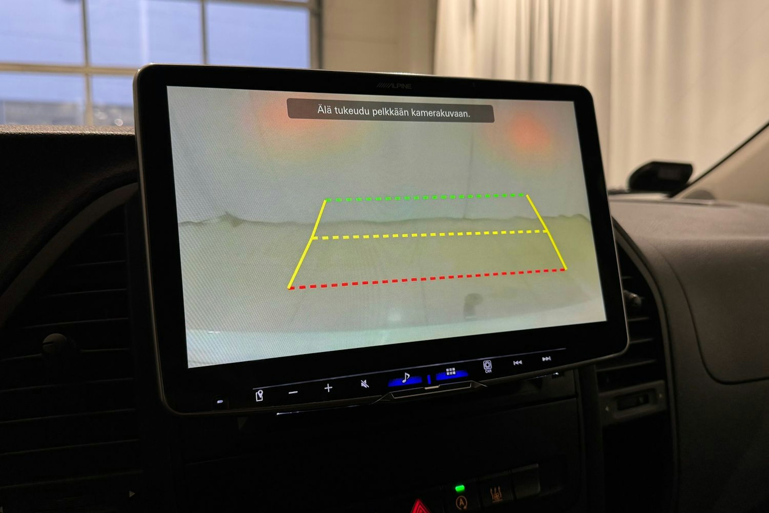 valkoinen Mercedes-Benz Vito 2015 kuva 20.