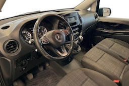sininen Mercedes-Benz Vito 2015 kuva 3.