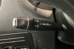 sininen Mercedes-Benz Vito 2015 kuva 18.