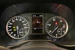 sininen Mercedes-Benz Vito 2015 kuva 19.