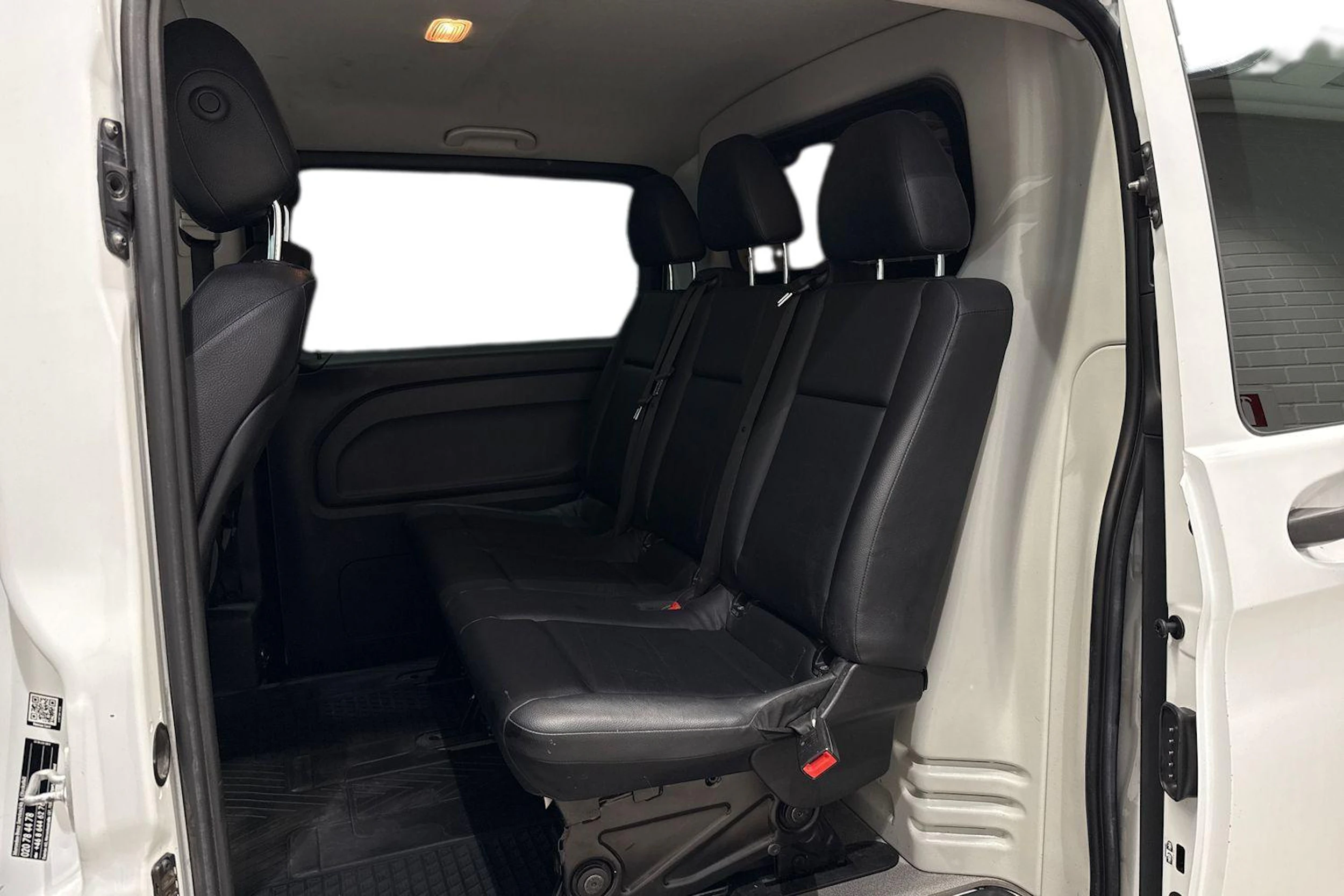 valkoinen Mercedes-Benz Vito 2015 kuva 11.