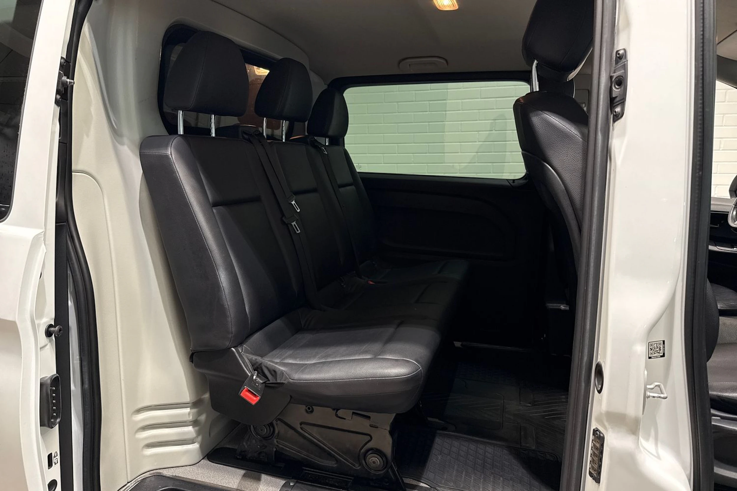 valkoinen Mercedes-Benz Vito 2015 kuva 16.