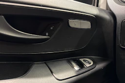 valkoinen Mercedes-Benz Vito 2015 kuva 23.
