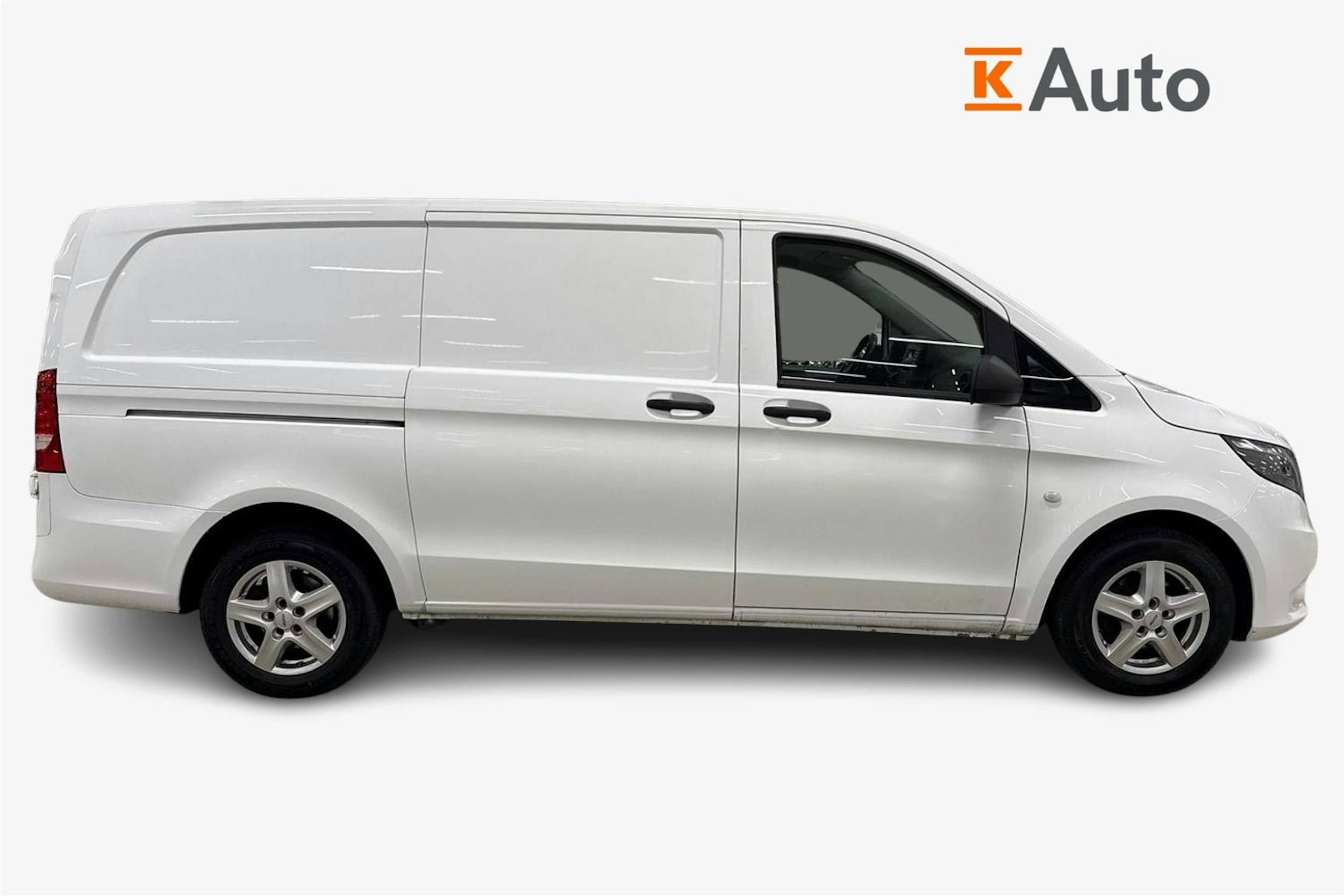 valkoinen Mercedes-Benz Vito 2015 kuva 6.