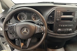 valkoinen Mercedes-Benz Vito 2015 kuva 9.