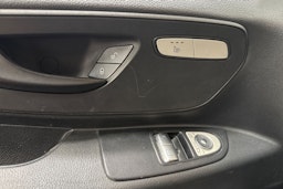 valkoinen Mercedes-Benz Vito 2015 kuva 21.