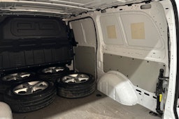 valkoinen Mercedes-Benz Vito 2015 kuva 33.