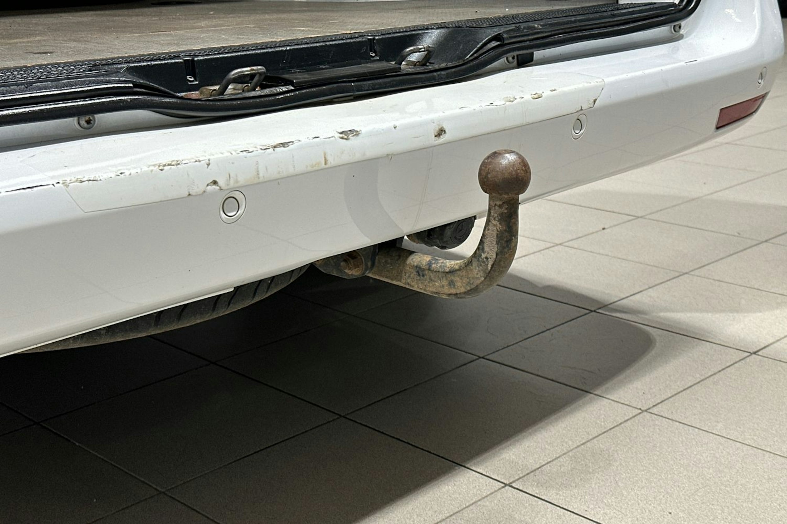 valkoinen Mercedes-Benz Vito 2015 kuva 34.