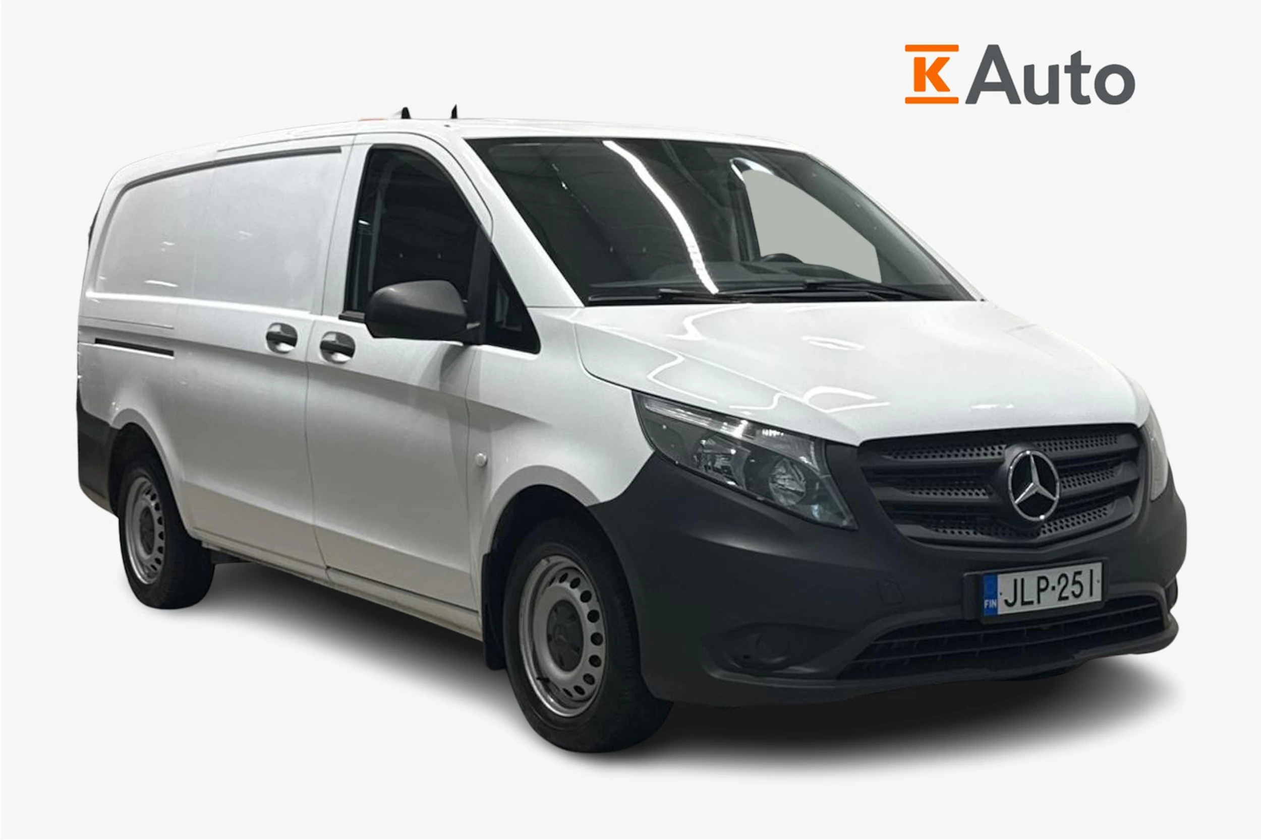 Valkoinen Mercedes-Benz VITO 2015 kuva 1.