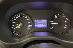 Harmaa Mercedes-Benz Vito 2015 kuva 21.