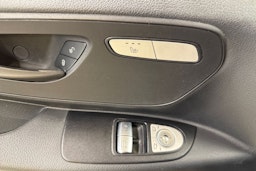 keltainen Mercedes-Benz Vito 2015 kuva 15.