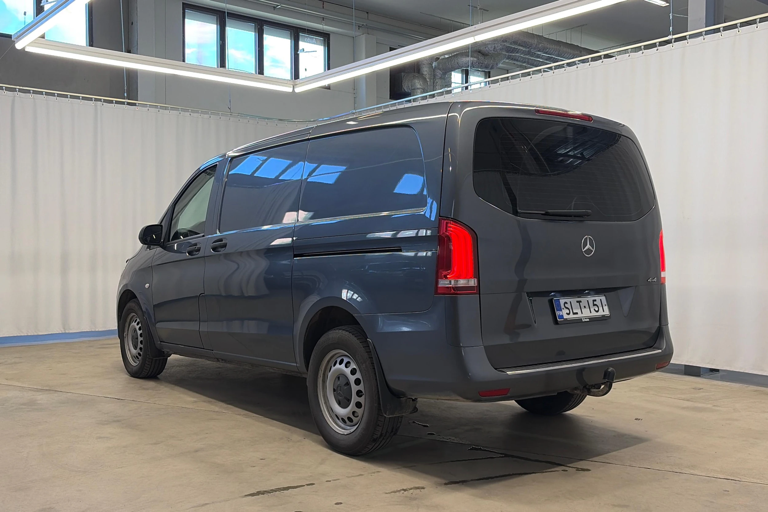 Harmaa Mercedes-Benz VITO 2015 kuva 6.