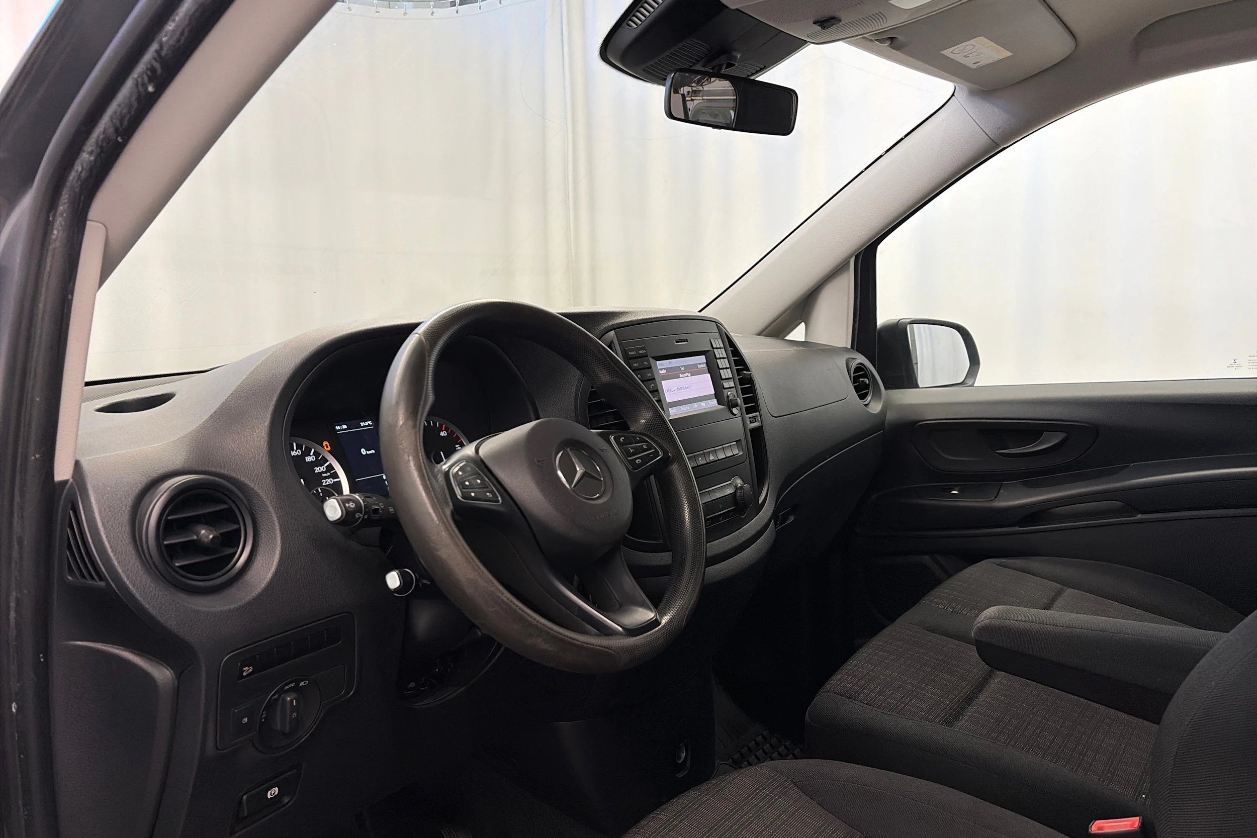 Harmaa Mercedes-Benz VITO 2015 kuva 10.