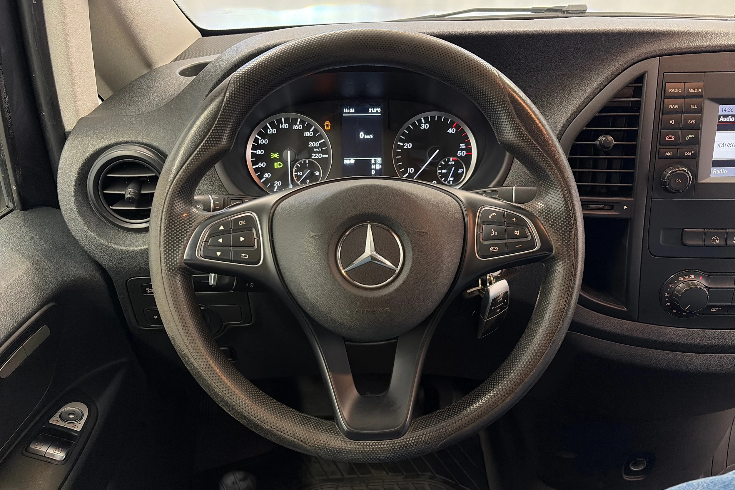 Harmaa Mercedes-Benz VITO 2015 kuva 12.