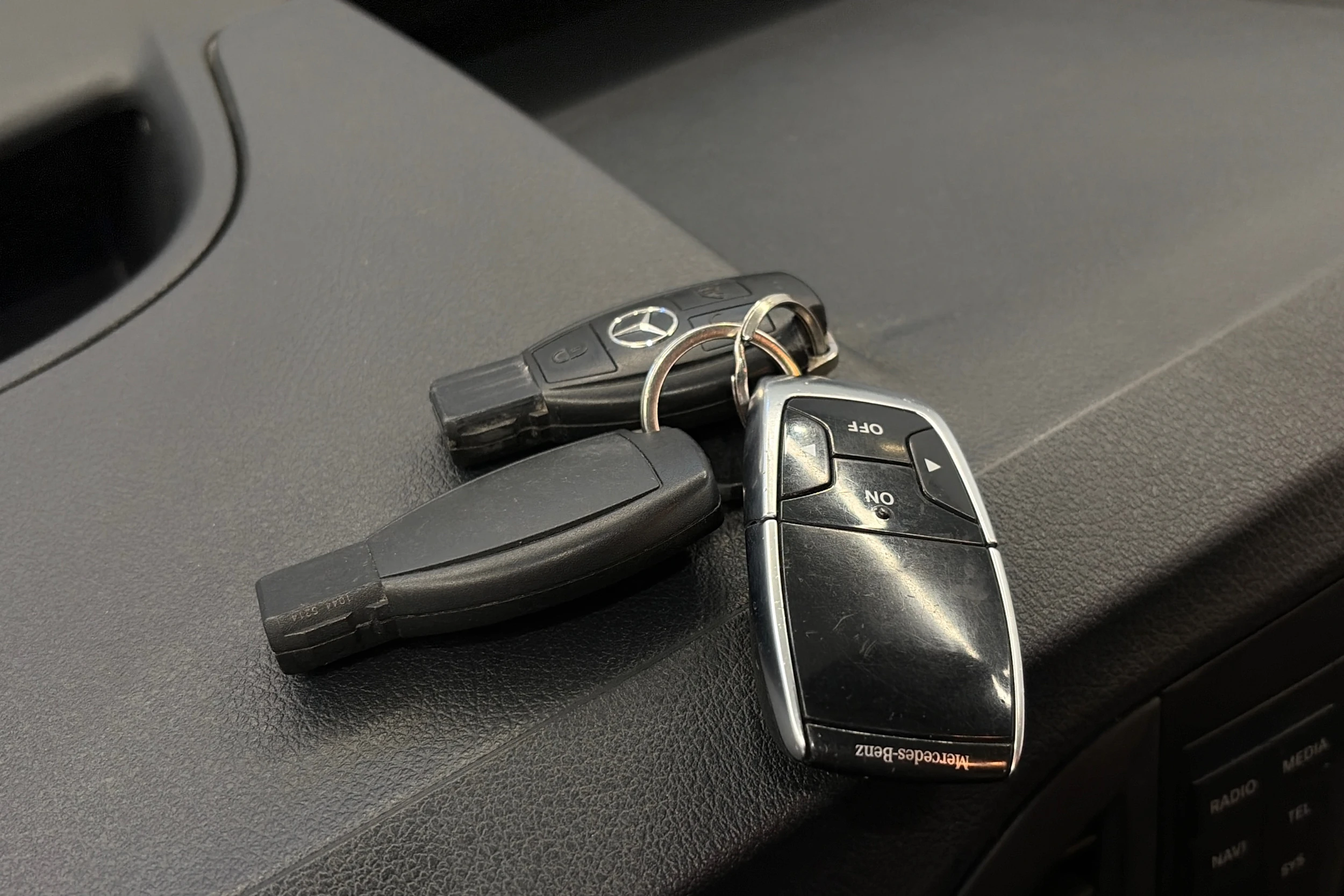 Harmaa Mercedes-Benz VITO 2015 kuva 20.