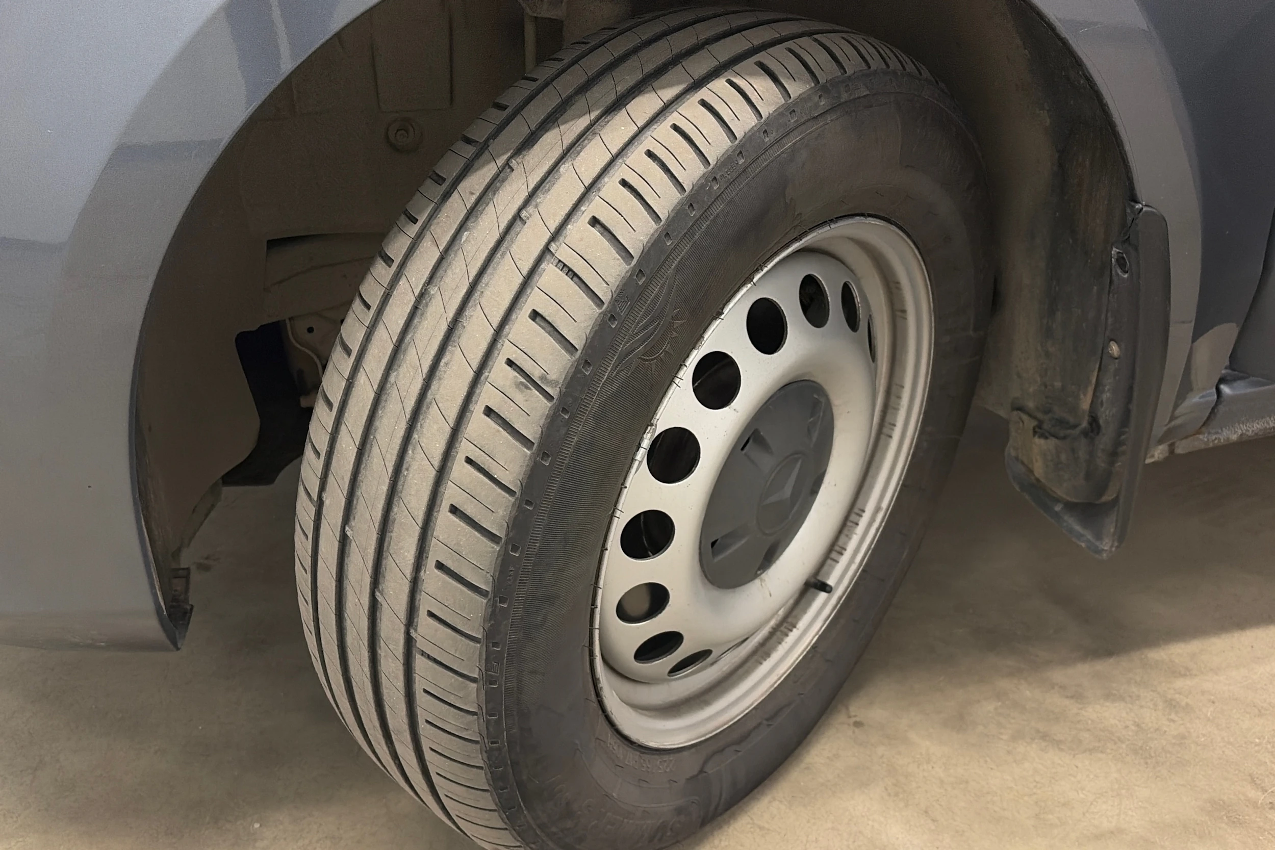 Harmaa Mercedes-Benz VITO 2015 kuva 21.