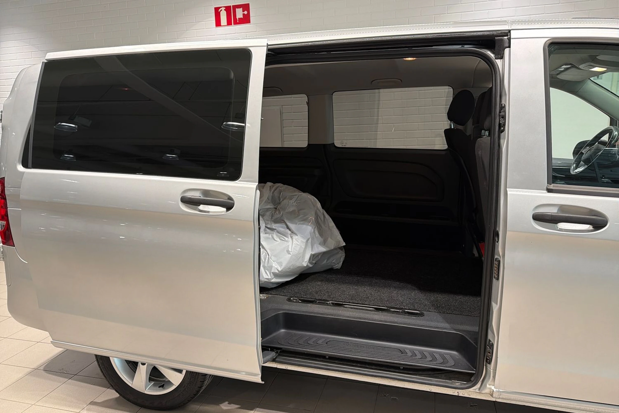 hopea Mercedes-Benz Vito 2015 kuva 24.