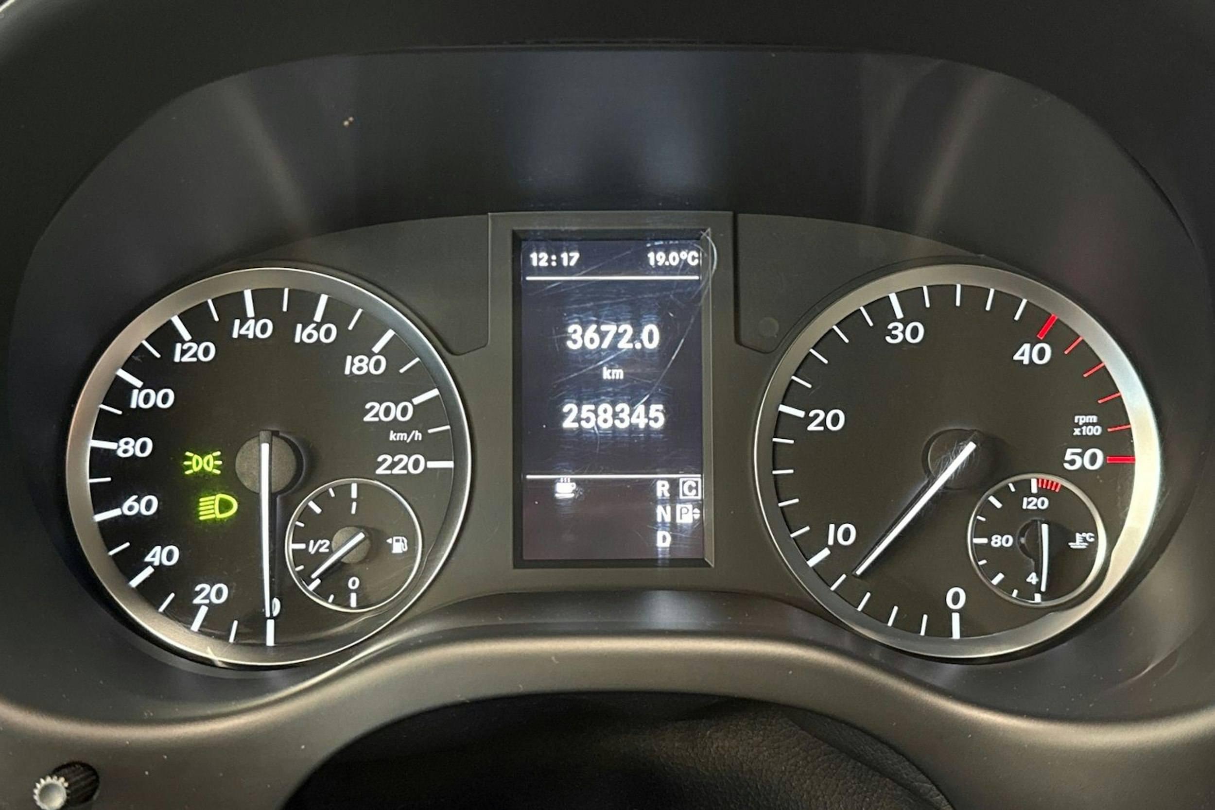 harmaa Mercedes-Benz Vito 2015 kuva 16.